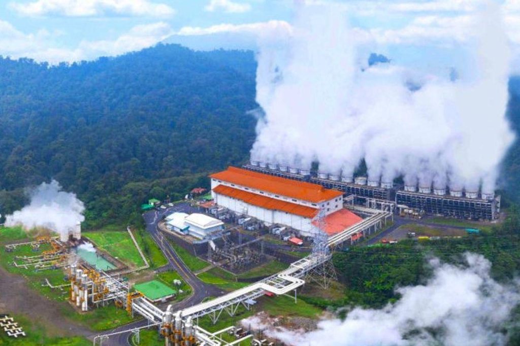 solar geothermal and hydropower projects supporting Indonesia green transition