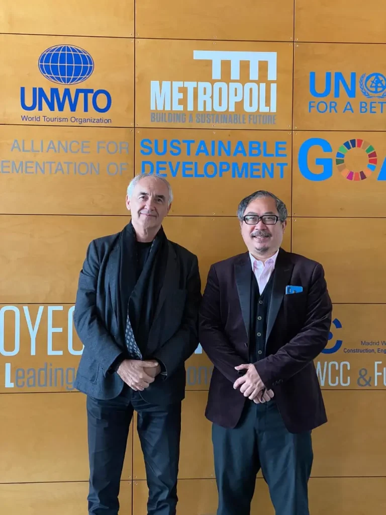 Rusmin Lawin with urban strategist Dr. Alfonso Vegara during a visit to the Fundación Metrópoli headquarters in Milan, Italy, discussing sustainable urban development and future city innovation.