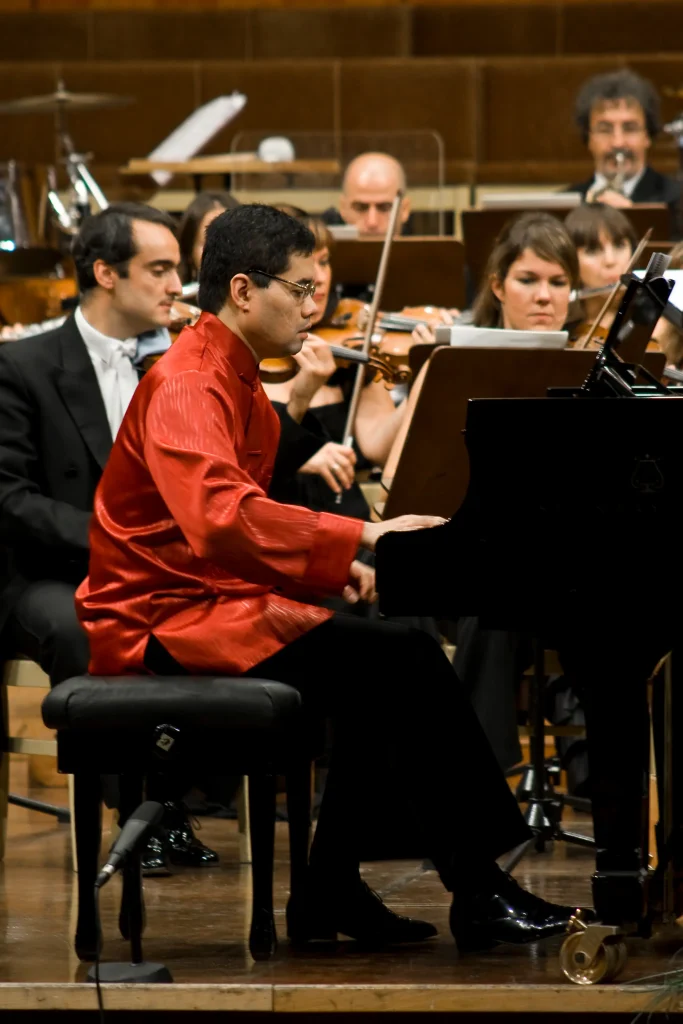 Ananda Sukarlan performing at the Concurso Reina Sofía International Piano Competition in Spain.